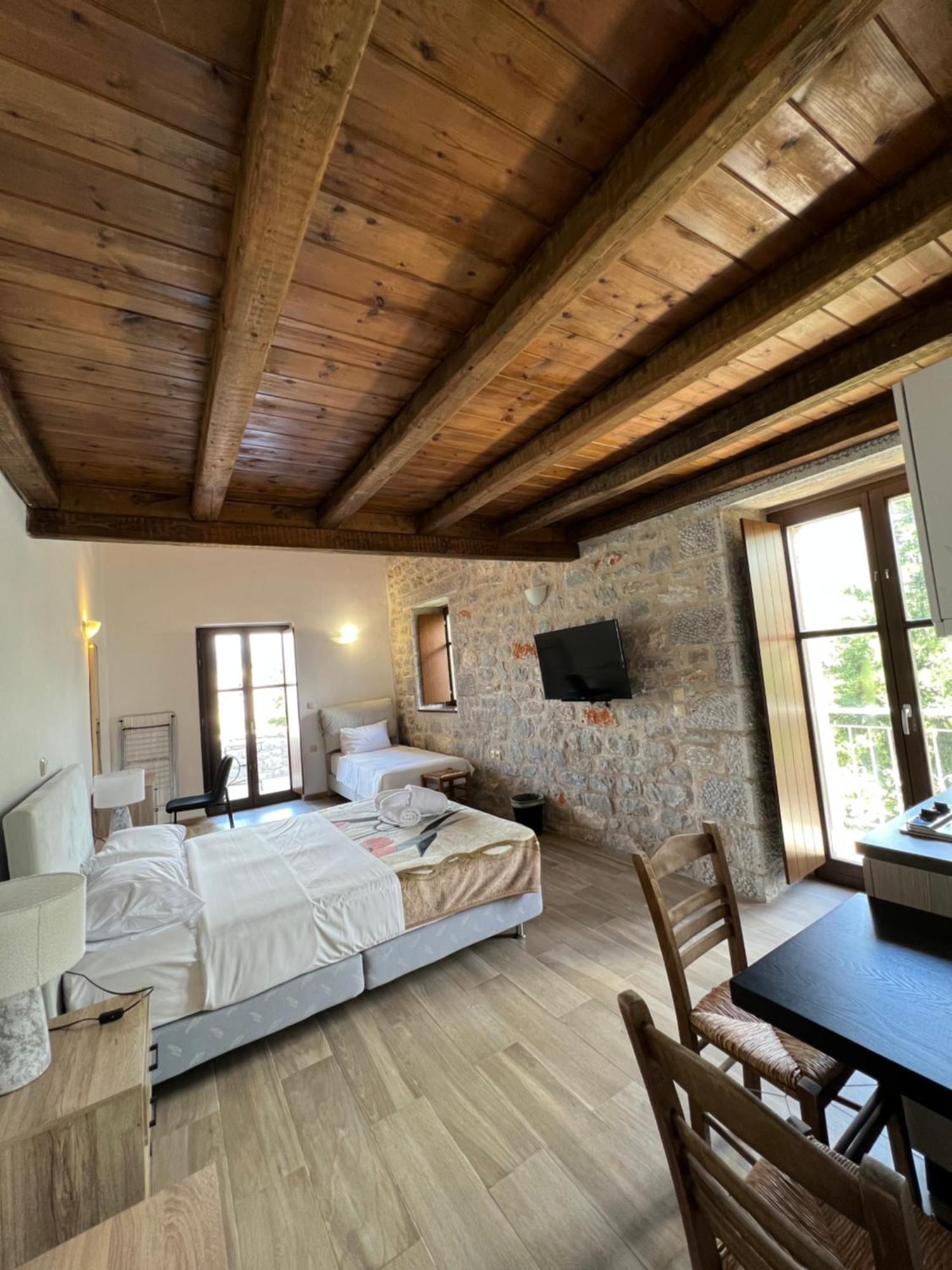 Koukouri Suites Areópoli Extérieur photo